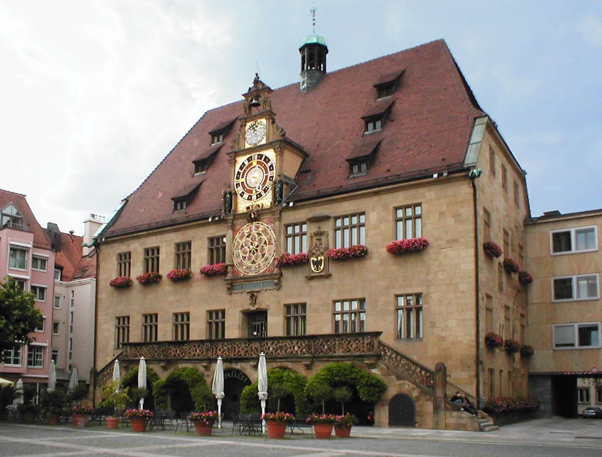 Heilbronner Rathaus am Marktplatz, Veranstaltungsort des Heilbronner Weindorfs
