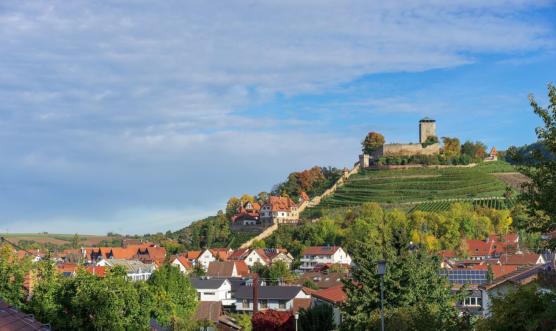 Burg Hohenbeilstein und Unteres Schloss über Beilstein