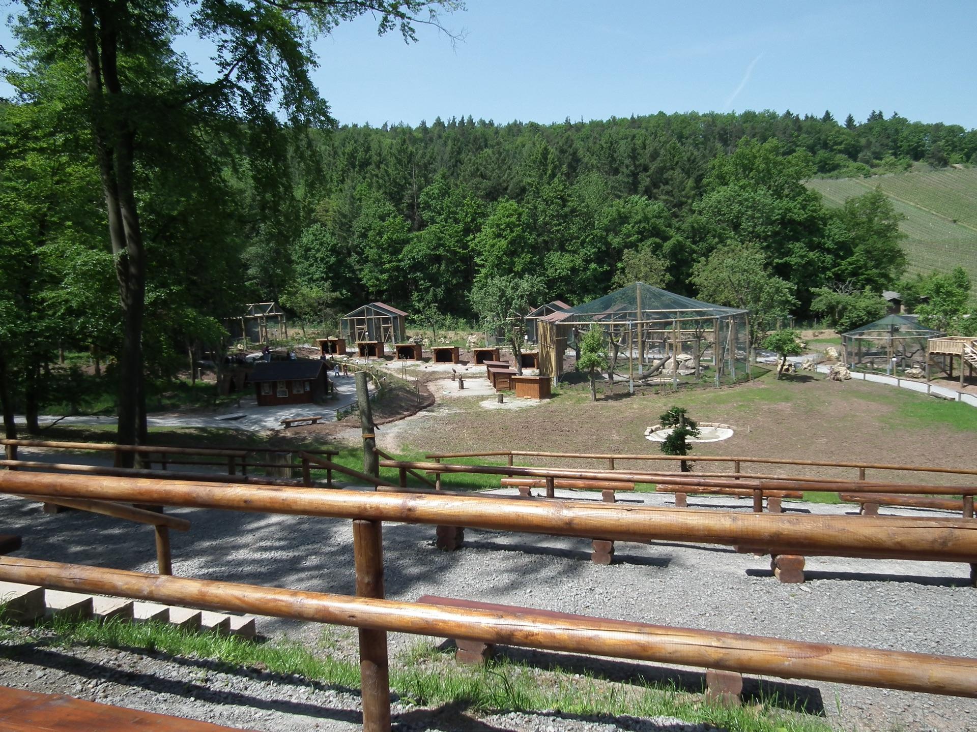 Greifvogelanlage im Wildparadies Tripsdrill